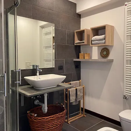 My Humble House - Elegante Con Patio Daire *